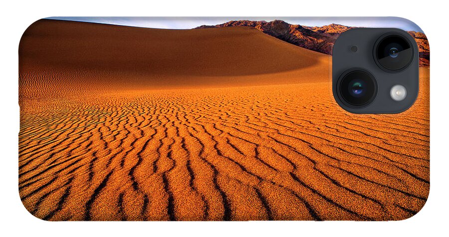 David Welling iPhone 14 Case featuring the photograph Mesquite Sand Dune Patterns Death Valley California by Dave Welling