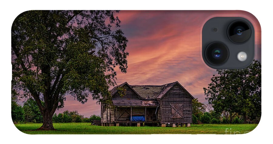 Landscapes iPhone 14 Case featuring the photograph Vintage Homestead at Sunset by DB Hayes