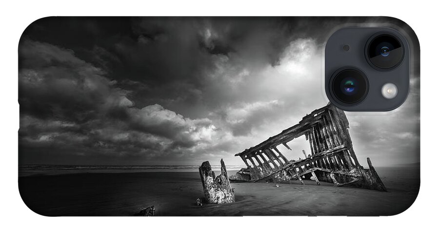 Peter Iredale iPhone 14 Case featuring the photograph Wreck Of The Peter Iredale by Doug Sturgess