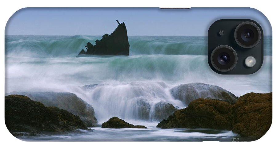 Shipwreck iPhone Case featuring the photograph 120118p106 by Arterra Picture Library