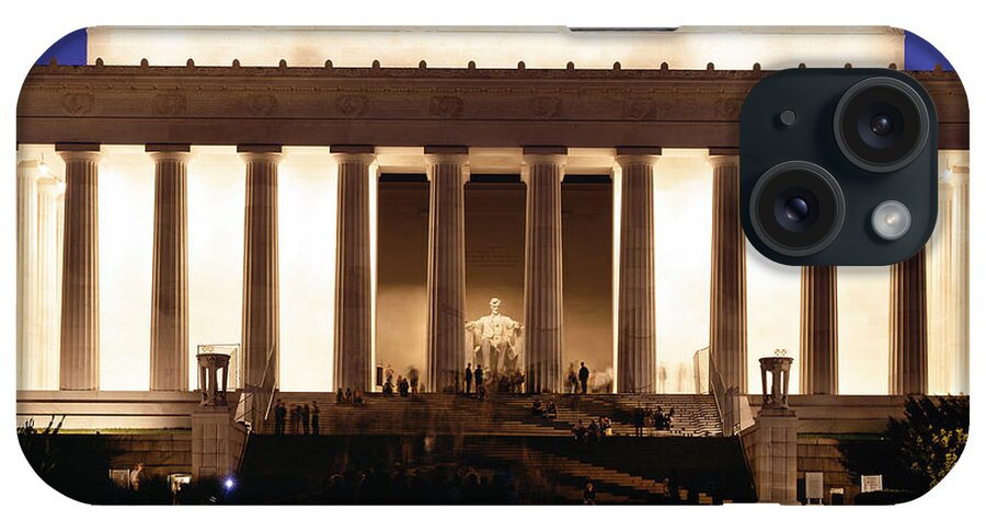 Lincoln Memorial iPhone Case featuring the photograph Dusk View Of The Lincoln Memorial #2 by Rafael Macia