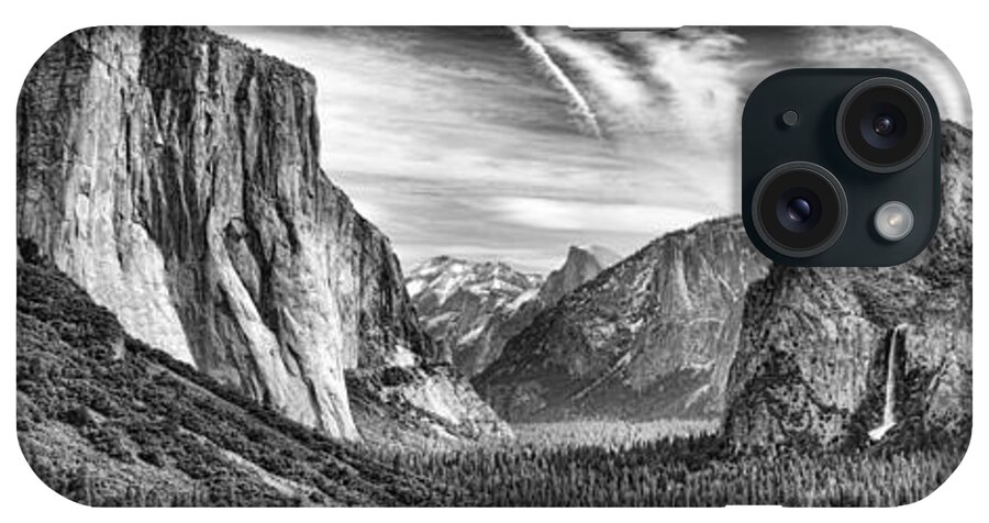 Yosemite iPhone Case featuring the photograph Yosemite BW #2 by Chuck Kuhn