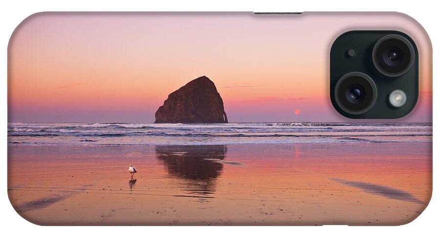 Oregon iPhone Case featuring the photograph A Beautiful Morning by Darren White