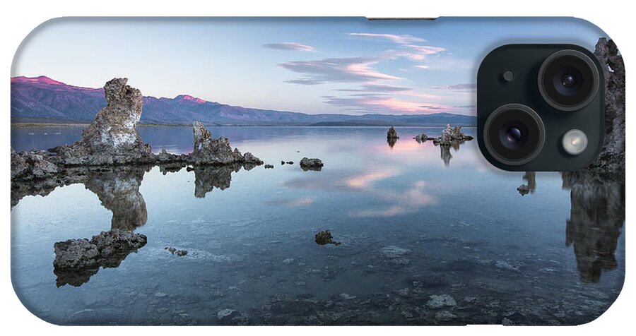 Horizontal iPhone Case featuring the photograph A Center Point by Jon Glaser