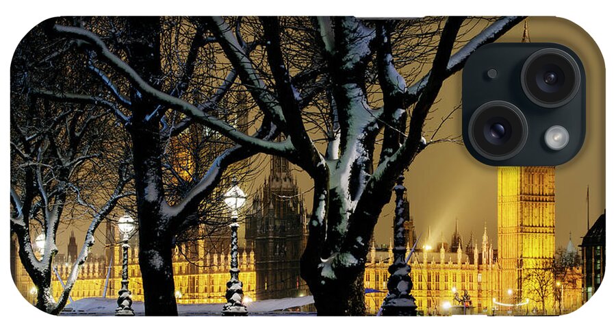 Tranquility iPhone Case featuring the photograph Big Ben And Houses Of Parliament In Snow by Shomos Uddin