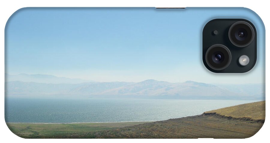 California iPhone Case featuring the photograph California Dreamy 9809 by Andrew Chambers