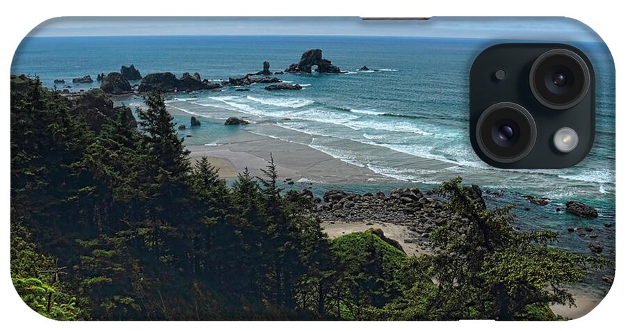 Pacific Northwest iPhone Case featuring the photograph Crashing Waves by Dale Kauzlaric