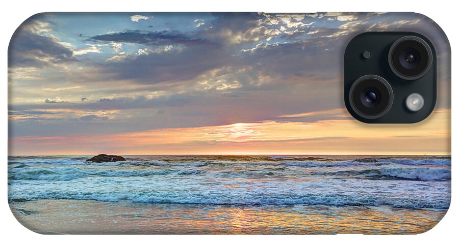 Beach iPhone Case featuring the photograph End To A Beautiful Day by Heidi Smith