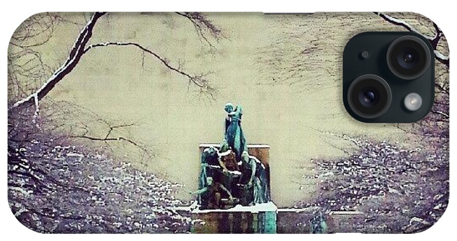 Great Lakes iPhone Case featuring the photograph Fountain of the Great Lakes by Jill Tuinier