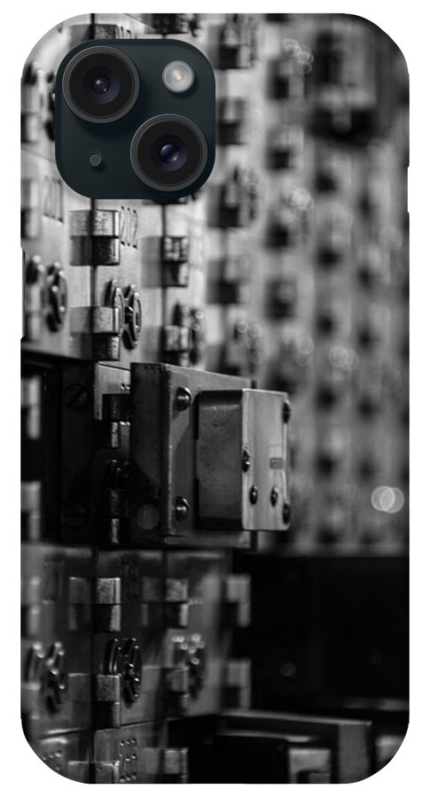 Chicago iPhone Case featuring the photograph Inside the Vault by James Howe