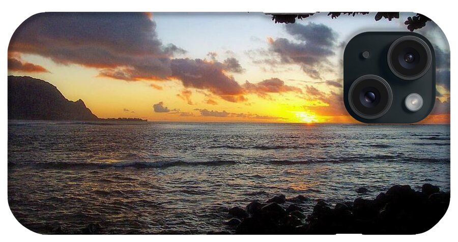 Kauii iPhone Case featuring the photograph Kauii by Jim McCullaugh
