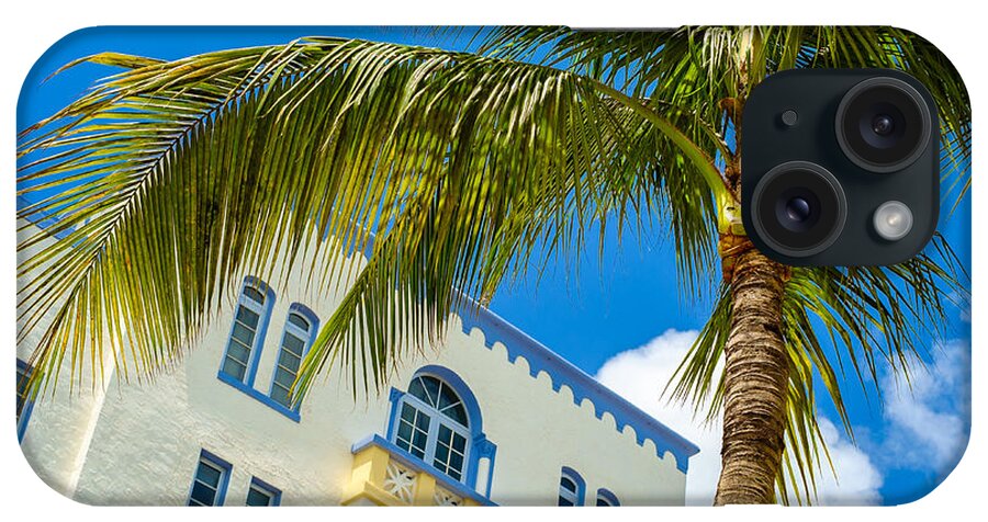 Architecture iPhone Case featuring the photograph Miami Beach Ocean Drive by Raul Rodriguez