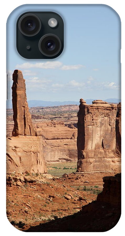 Window iPhone Case featuring the photograph Park Avenue View by Christiane Schulze Art And Photography