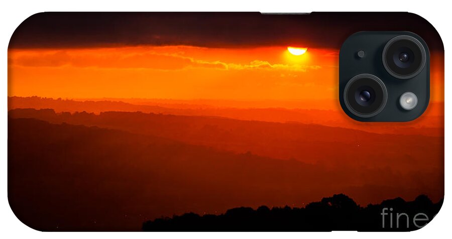 Airedale iPhone Case featuring the photograph Sunrise in Ilkley by Mariusz Talarek