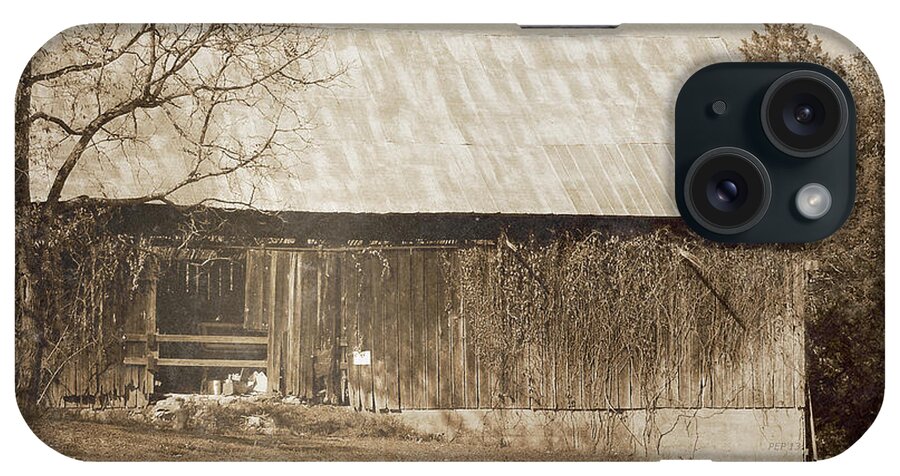 Tennessee iPhone Case featuring the photograph Tennessee Farm Vintage Barn by Phil Perkins