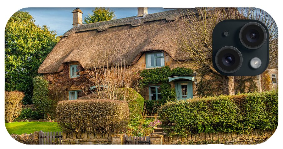 Chipping Campden iPhone Case featuring the photograph Thatched Cottage Chipping Campden by David Ross