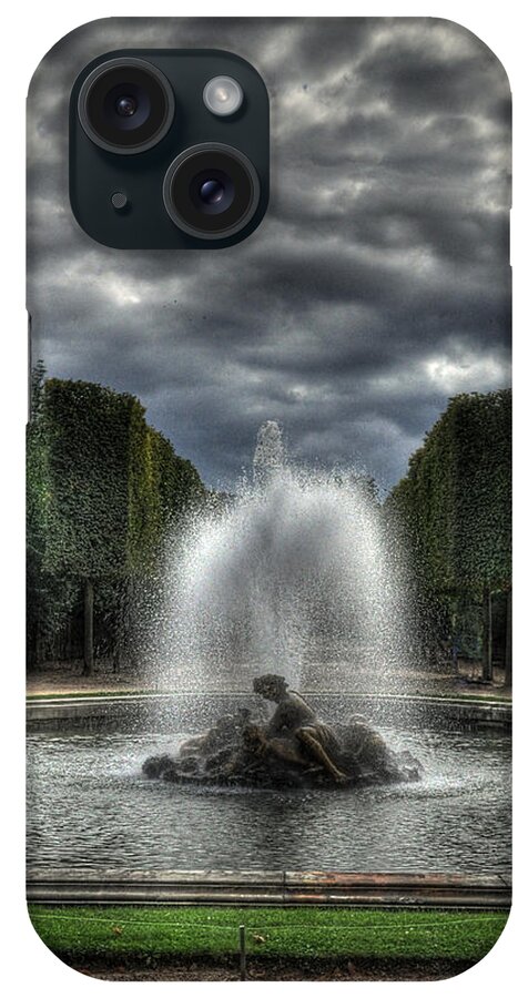Versailles Fountain iPhone Case featuring the photograph Versailles Fountain by Michael Kirk