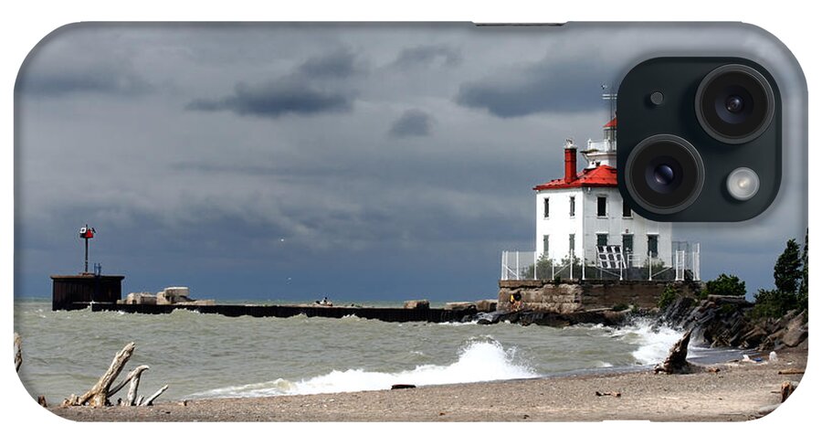 Fairport Harbor Beach iPhone Case featuring the photograph Fairport Harbor Beach by Richard Gregurich