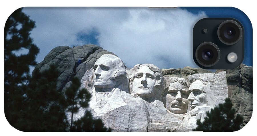 Mount Rushmore iPhone Case featuring the photograph Mount Rushmore by Photo Researchers Inc
