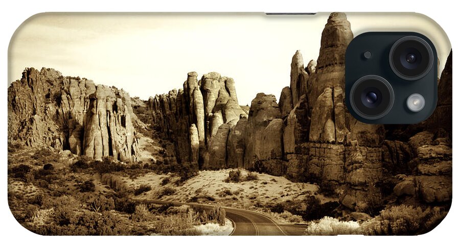 Curve iPhone Case featuring the photograph Rock Work by Marilyn Hunt