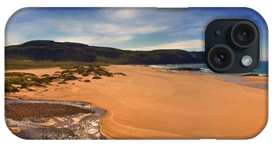 Sandwood Bay iPhone Case featuring the photograph Sandwood bay by Joe Macrae
