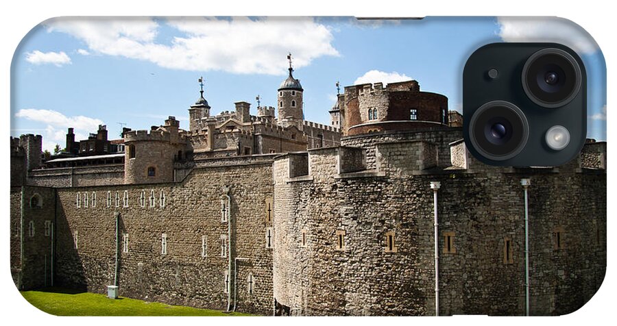 Tower Of London iPhone Case featuring the photograph Tower of London #1 by Dawn OConnor