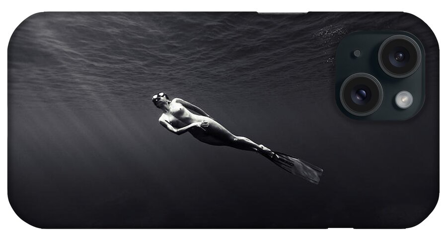 Freedive iPhone Case featuring the photograph 130926-7167 by 27mm
