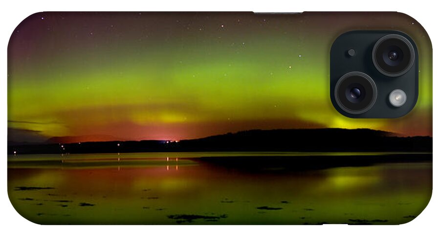  Northern Lights iPhone Case featuring the photograph Northern Lights #2 by Gavin Macrae