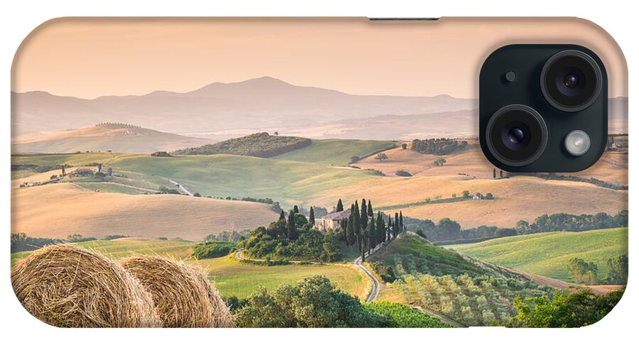 Center Italy iPhone Case featuring the photograph Tuscany morning #2 by Stefano Termanini
