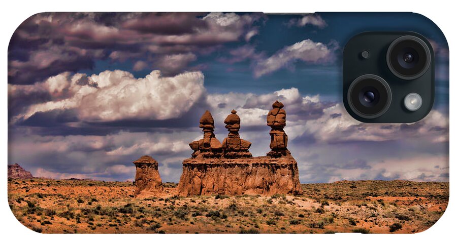 San Rafael Swell iPhone Case featuring the photograph Goblin Valley #21 by Mark Smith