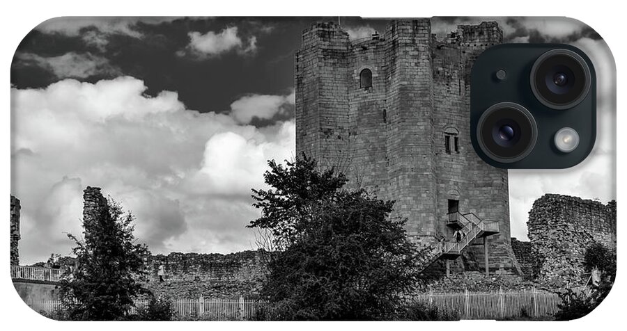 Building iPhone Case featuring the photograph Conisbrough castle ruins #3 by Robert Chlopas