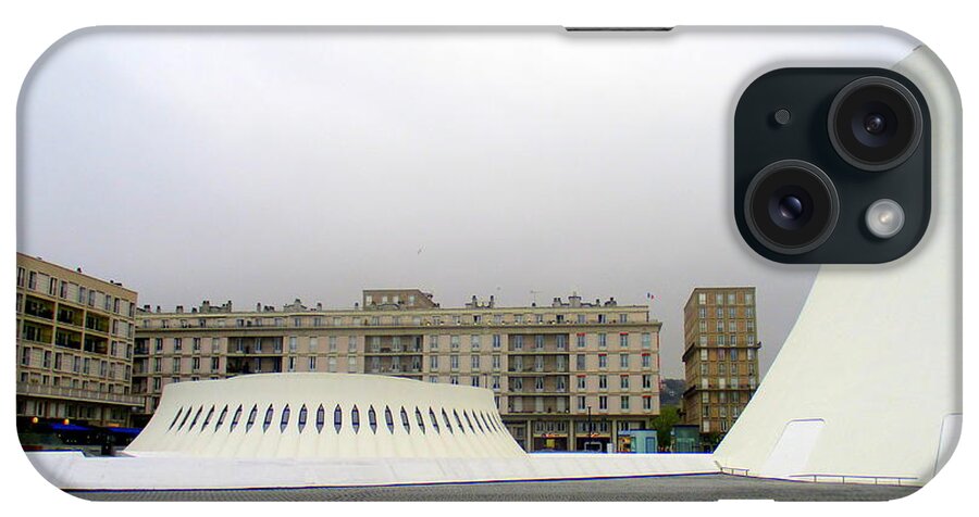 Bibliotheque Oscar Niemeyer iPhone Case featuring the photograph Bibliotheque Oscar Niemeyer 15 by Randall Weidner