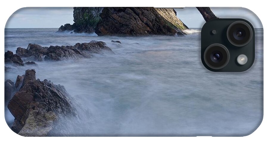 Bow Fiddle Rock iPhone Case featuring the photograph Bow Fiddle Rock by Stephen Taylor