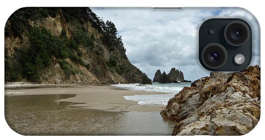 Waves iPhone Case featuring the photograph Coromandel, New Zealand by Yurix Sardinelly