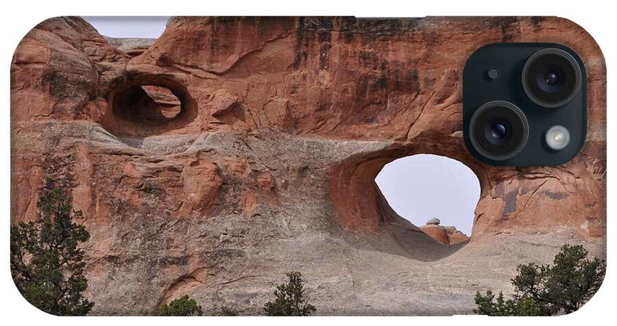 Arches National Park iPhone Case featuring the photograph Devils Garden by Frank Madia