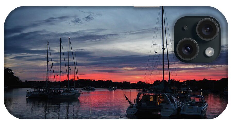 Eagles Cove iPhone Case featuring the photograph Eagles Cove Sunset by Richard Macquade