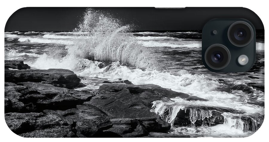 Crystal Yingling iPhone 15 Case featuring the photograph Evening Tide by Ghostwinds Photography