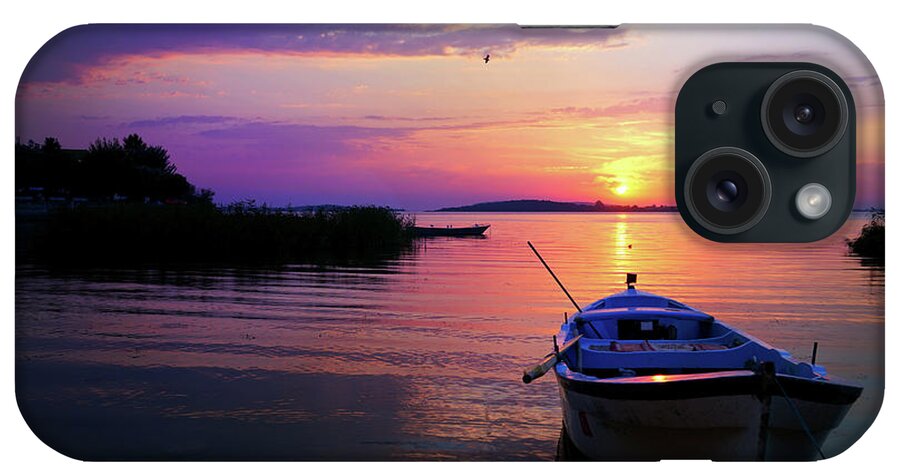 Photo Of Sunset iPhone Case featuring the photograph Glow of Sunset by Lilia S