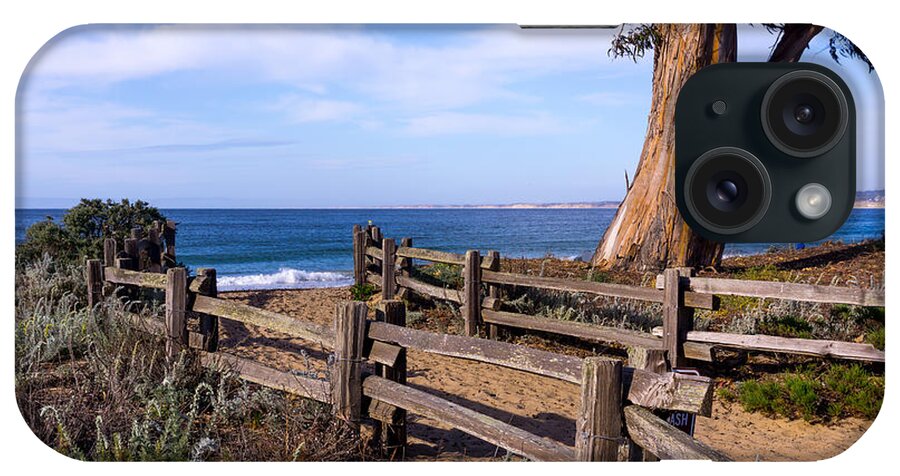 Monterey iPhone Case featuring the photograph Going to the Beach by Derek Dean
