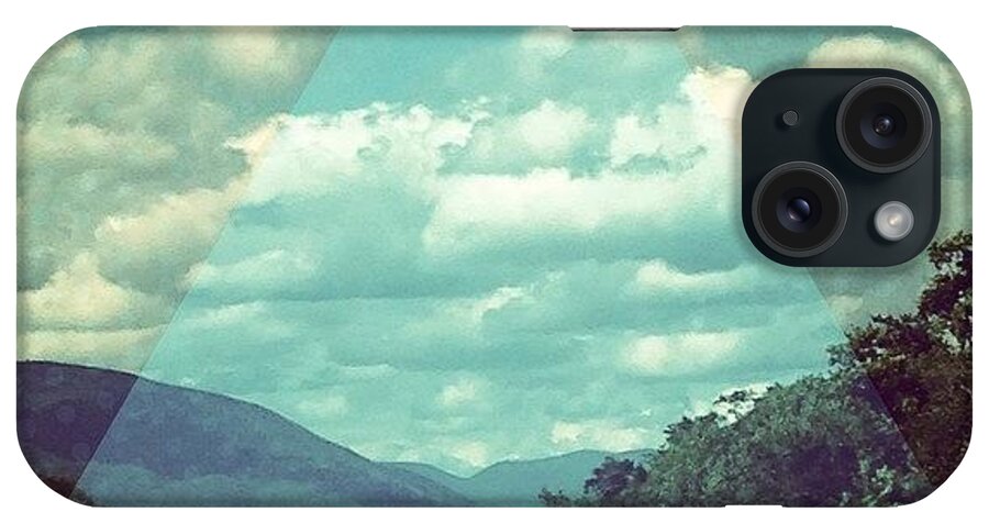 Tangentapp iPhone Case featuring the photograph Hello Beautiful! #tangentapp #vermont by Tammy Wetzel