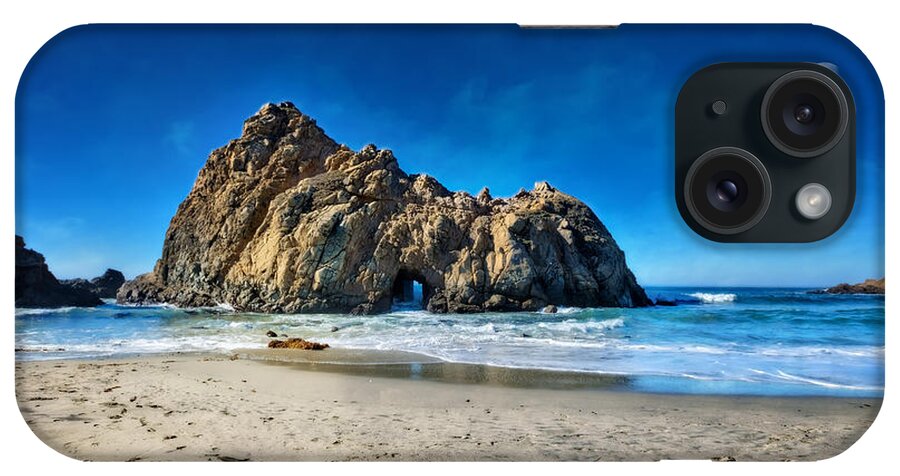Jennifer Rondinelli Reilly iPhone Case featuring the photograph Keyhole Rock at Pheiffer Beach #14 - Big Sur, CA by Jennifer Rondinelli Reilly - Fine Art Photography