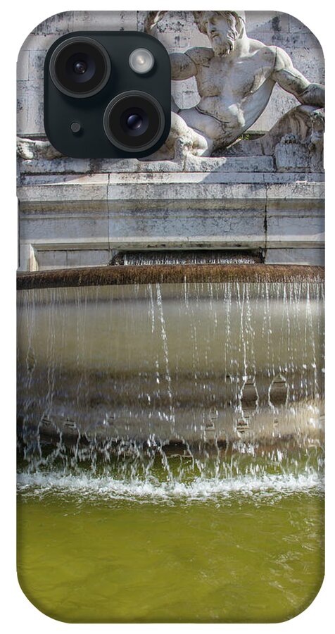 Canon iPhone Case featuring the photograph Monumento A Vittorio Emanuele ii Fountain by John McGraw