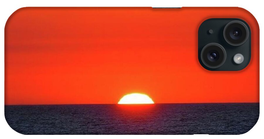 Orange Glow iPhone Case featuring the photograph Orange Slices by J Lopez