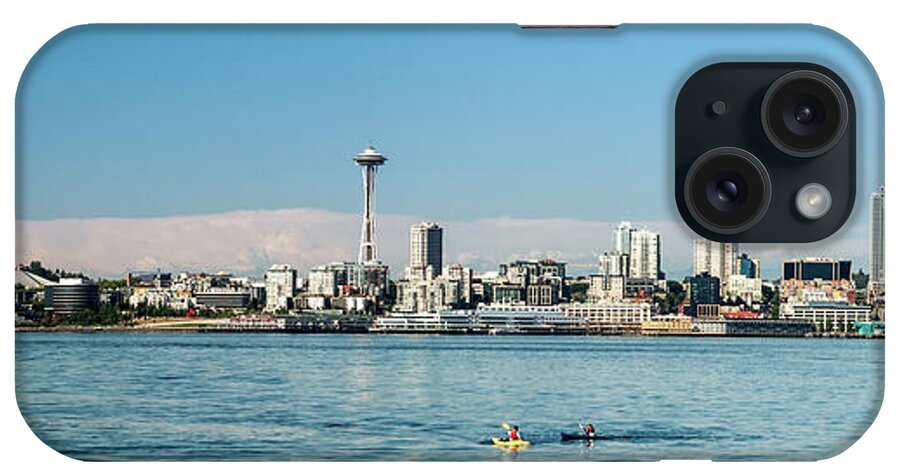 Aiki Beach iPhone Case featuring the photograph Seattle Skyline 1 by Mati Krimerman