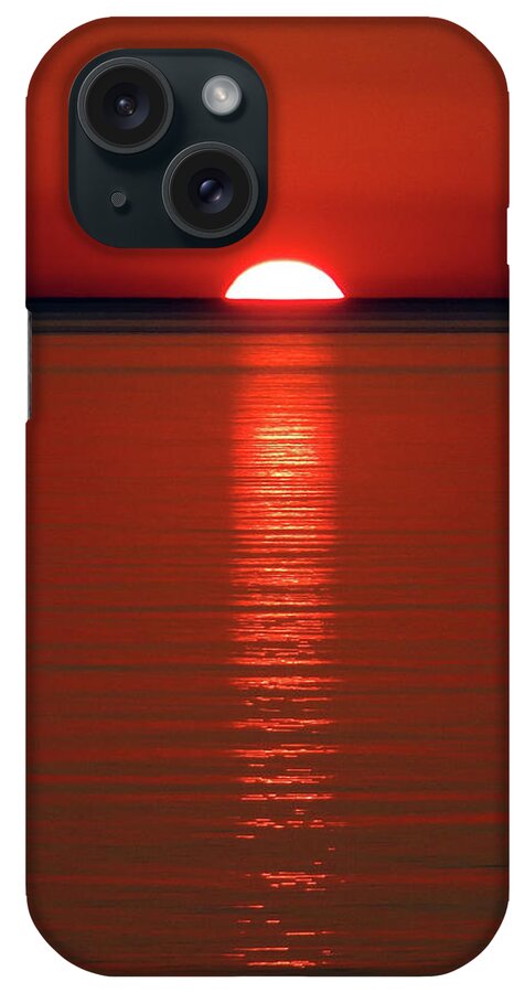 Bay Of Green Bay iPhone Case featuring the photograph Setting Sun Abstract by David T Wilkinson