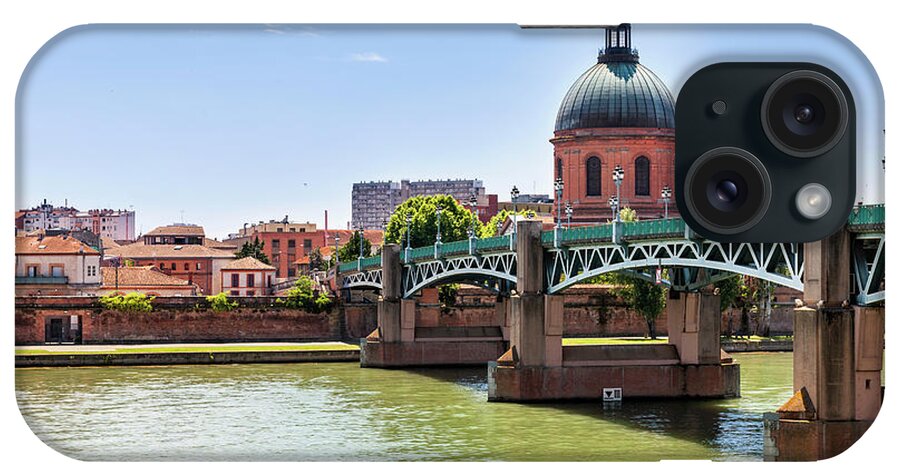 Toulouse iPhone Case featuring the photograph St.Pierre bridge in Toulouse by Elena Elisseeva