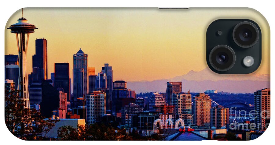 Seattle iPhone Case featuring the photograph Sunset Seattle by Frank Larkin