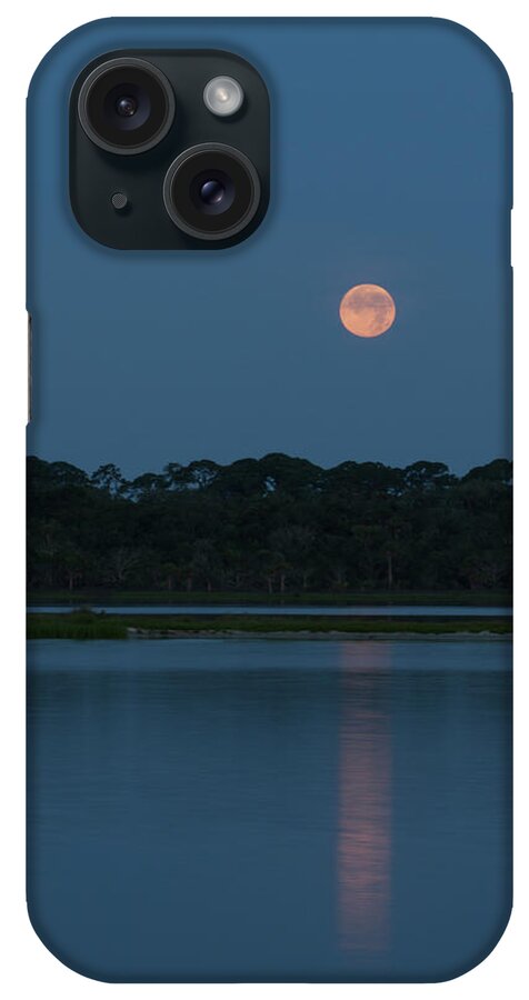 Moon iPhone Case featuring the photograph Supermoon Dawn 2013 #2 by Paul Rebmann