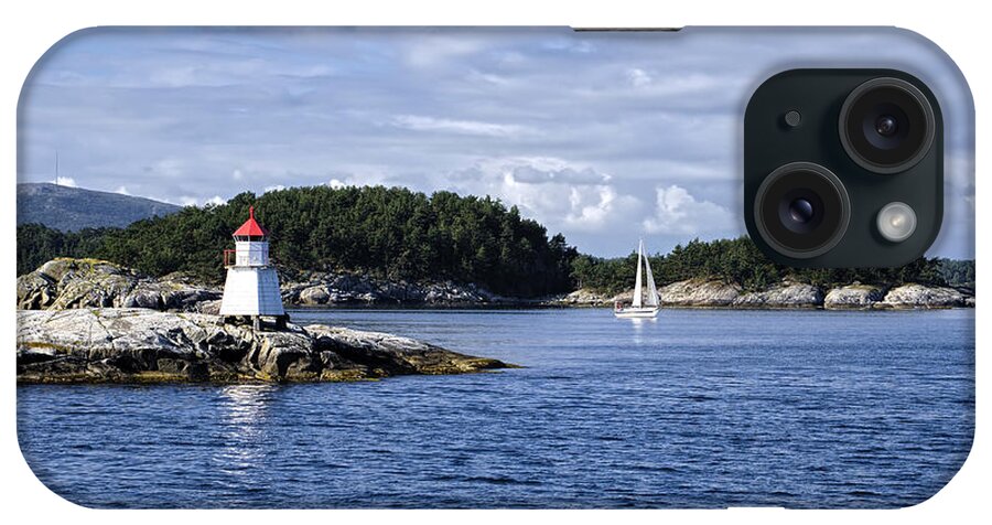 Lighthouse iPhone Case featuring the photograph I'll Be There For You by Lucinda Walter
