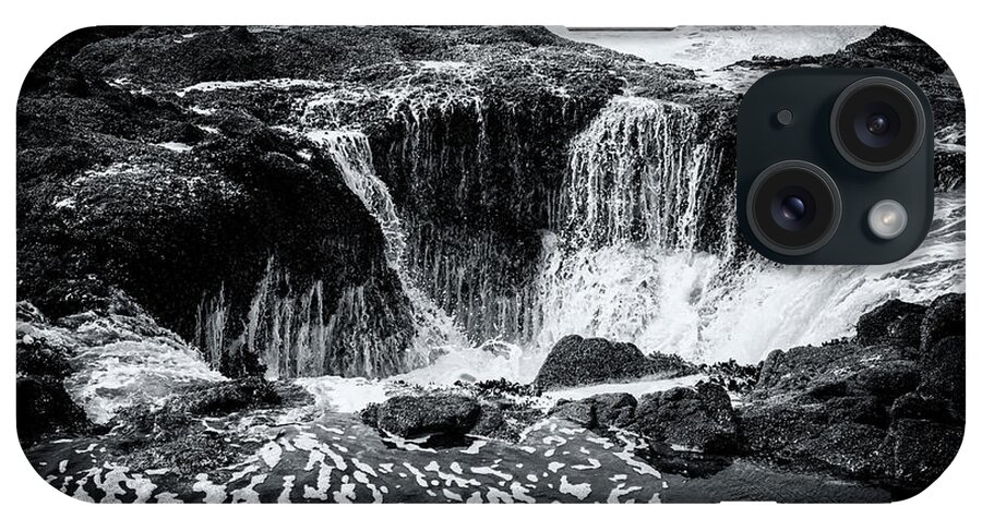 Thor's Well iPhone Case featuring the photograph Thor's Well, No. 3 bw by Belinda Greb